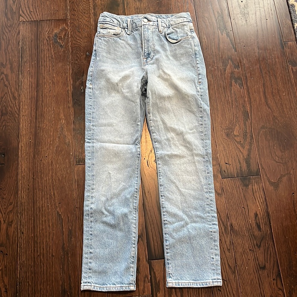 Good American Sz 4/27 High Waisted, Straight Leg Light Wash Denim Jeans